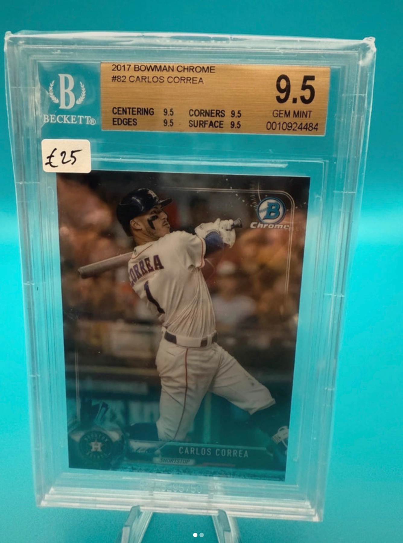 Carlos Correa card front